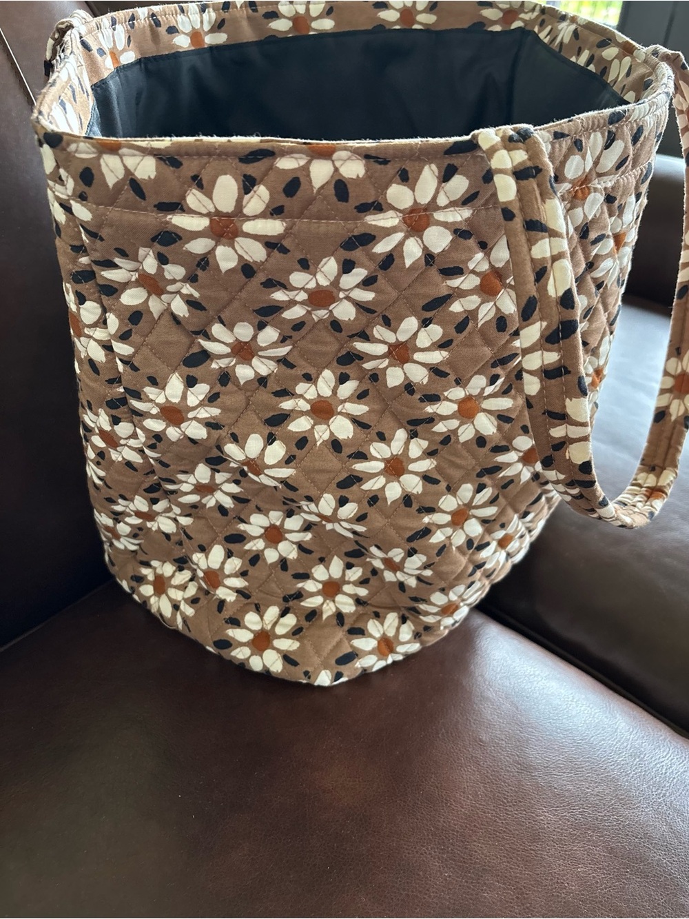 EUC Vera Bradley Grand Tote Bag, Venetian Flower Tiger’s Eye Quilted Essential - Picture 14 of 15